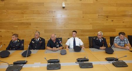 PODPIS POGODBE ZA NAKUP MOŠTVENIH VOZIL - Foto- Tine Šubic_06
